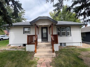 Building Photo - 929 22nd St