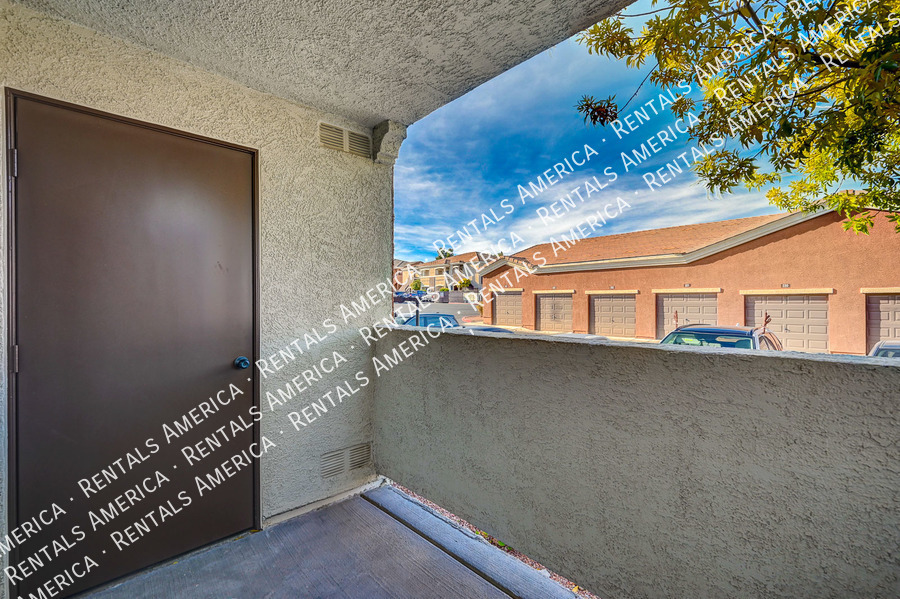 Building Photo - 9303 Gilcrease Ave