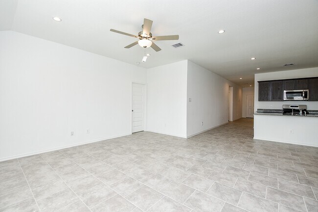 Building Photo - 7519 Fierce Friesian Ln