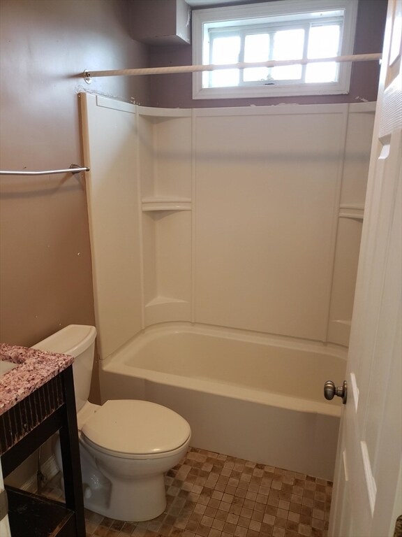 Building Photo - 88 Pearl St