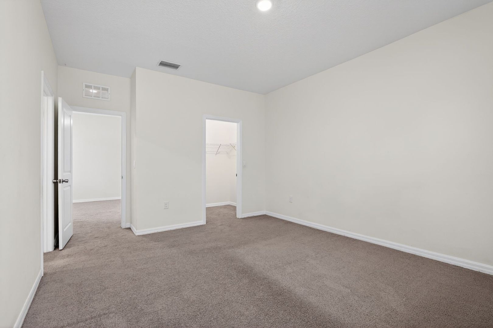 Building Photo - 13808 NW 9th Rd