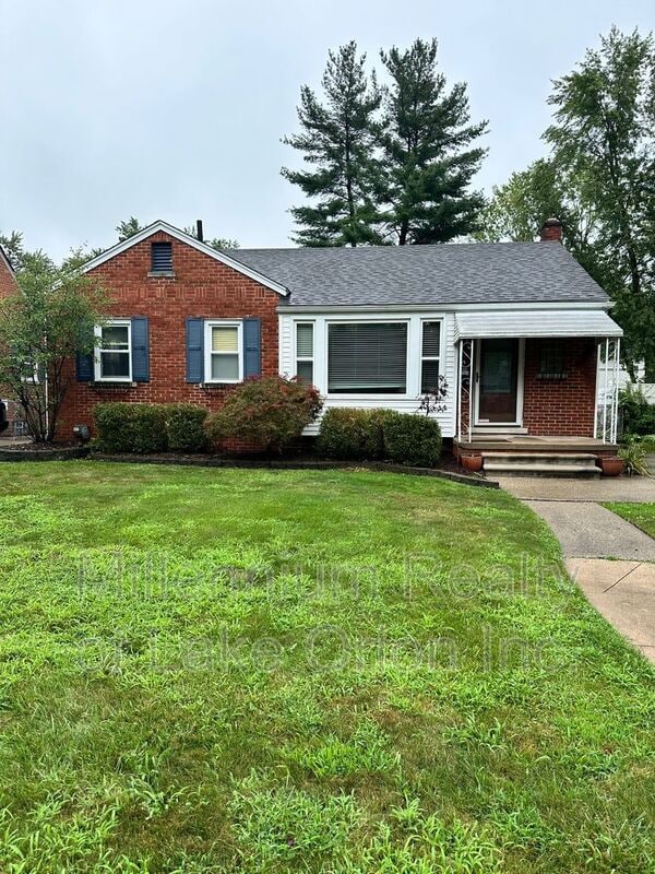 Building Photo - 2224 N Connecticut Ave