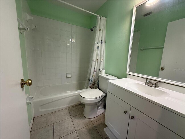Building Photo - 2201 Fluorshire Dr