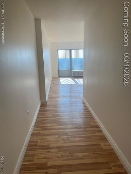 Building Photo - 5000 Town Center Dr