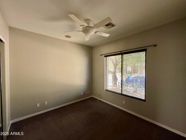 Building Photo - 11327 E Beck Ln