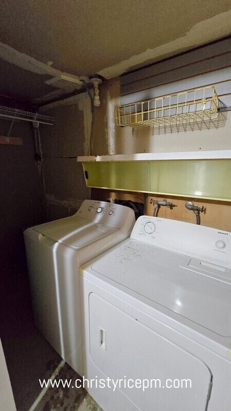 Building Photo - 14245 SE 41st St