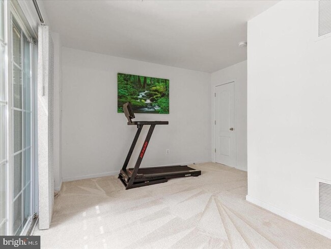 Building Photo - 42033 Bushclover Terrace