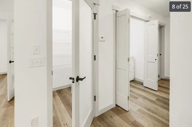 Building Photo - Newly Remodel 3 bed house