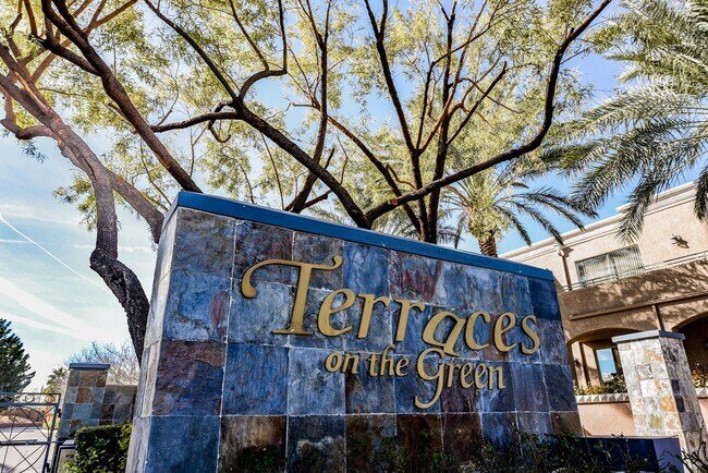 Building Photo - Beautiful 2 bd/2 bath condo in luxury gated Summerlin community ON TPC GOLF COURSE