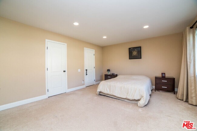 Building Photo - 29303 Stadia Hill Ln