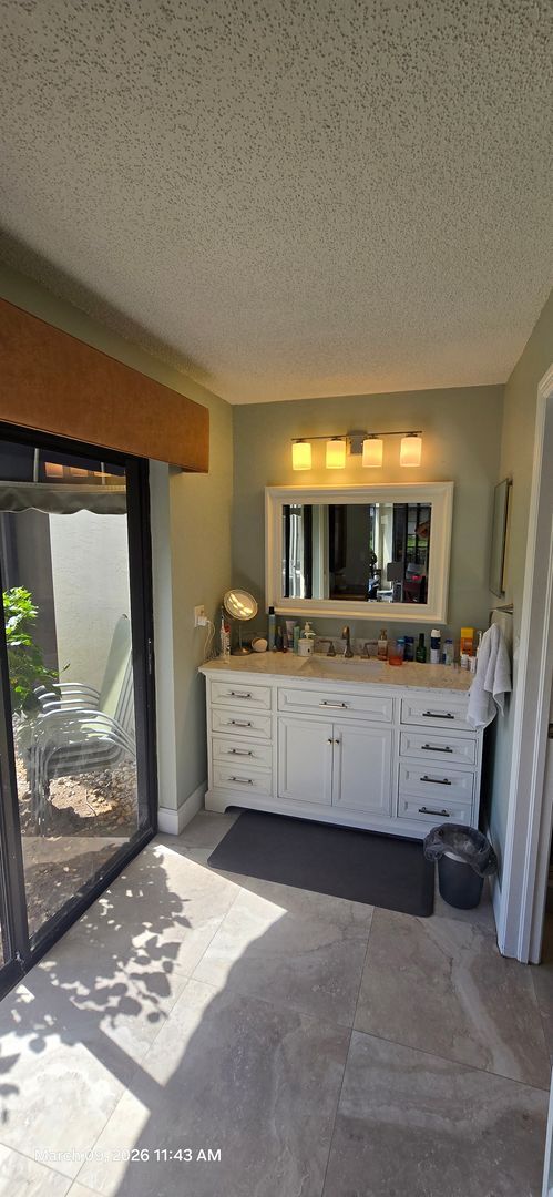 Building Photo - 9595 Halyards Ct