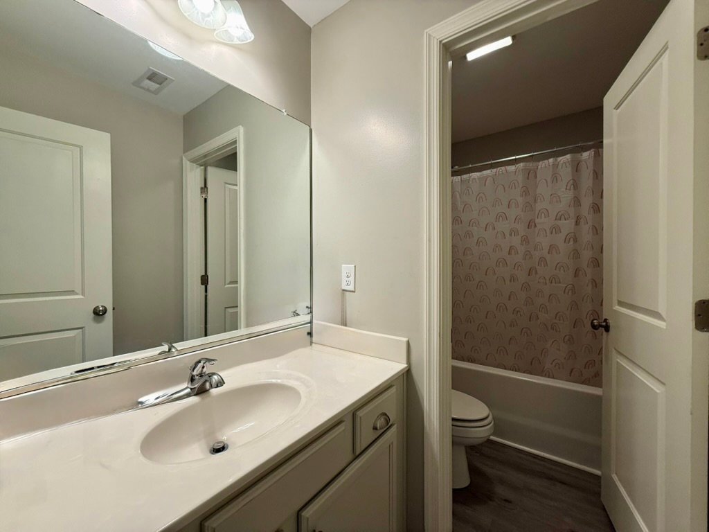 Building Photo - 937 Arrowleaf Way