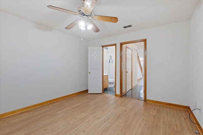 Building Photo - 2510 Golden Park Ln