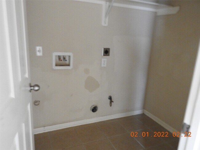 Building Photo - 24227 Silversmith Ln