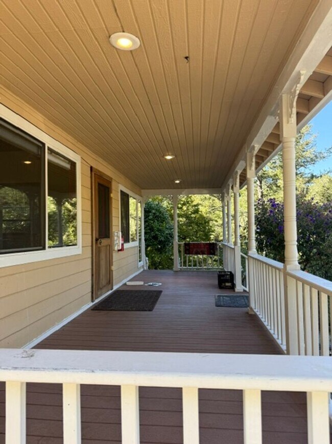 Building Photo - Showing Sunday, 8/2/2026 @ 4:30pm by Appt.  Welcome Home to Coleman Valley Rd Occidental