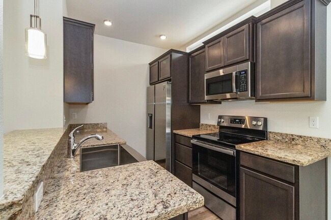 Building Photo - New Braidwood Village Home for Rent!