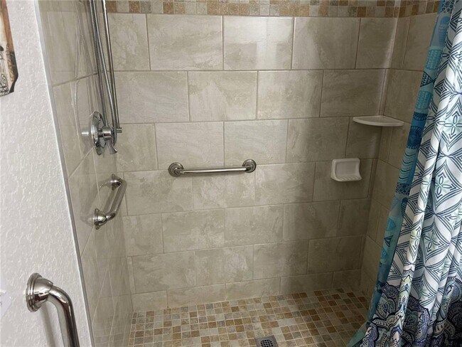 Building Photo - 2770 Coastal Bay Dr