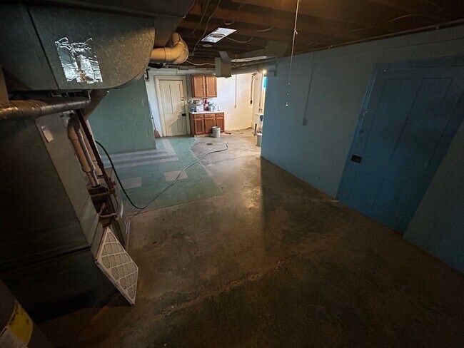 Building Photo - 4-bedroom Home in Cranberry Twp