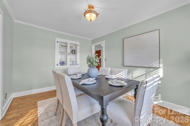 Building Photo - 462 Mock Mill Rd