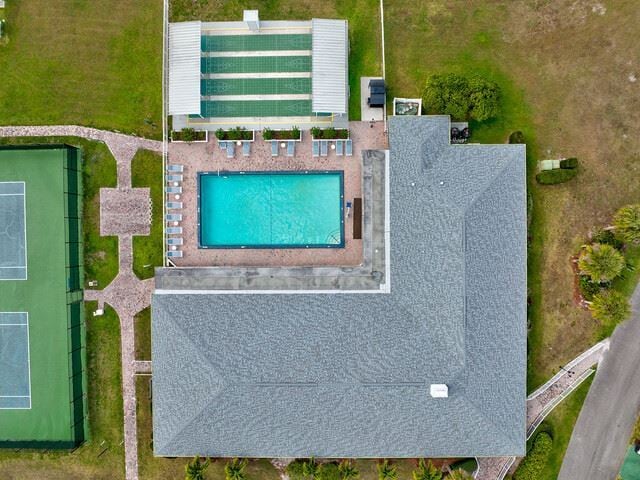 Building Photo - 515 Plymouth St