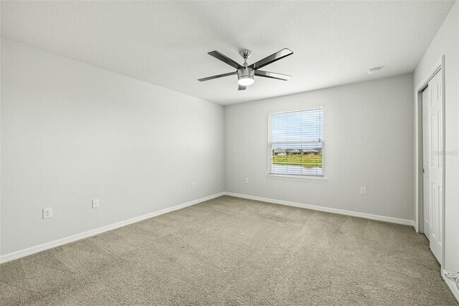 Building Photo - 9210 Hillcroft Dr