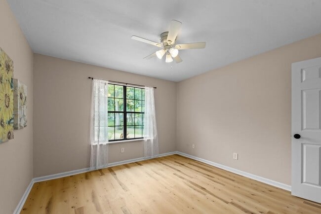 Building Photo - 3557 Sedona Loop