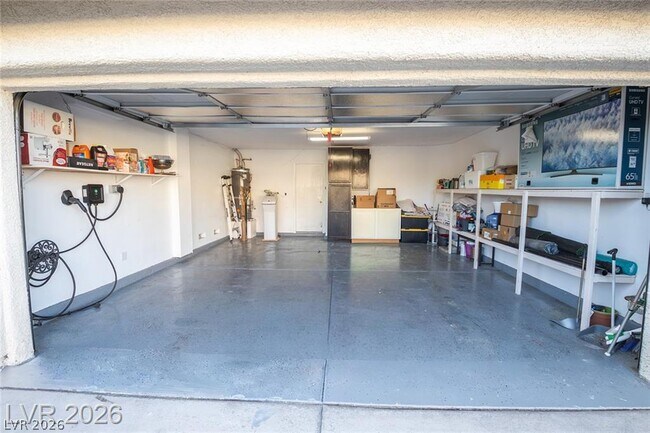 Building Photo - 805 Old Mine Creek Ln