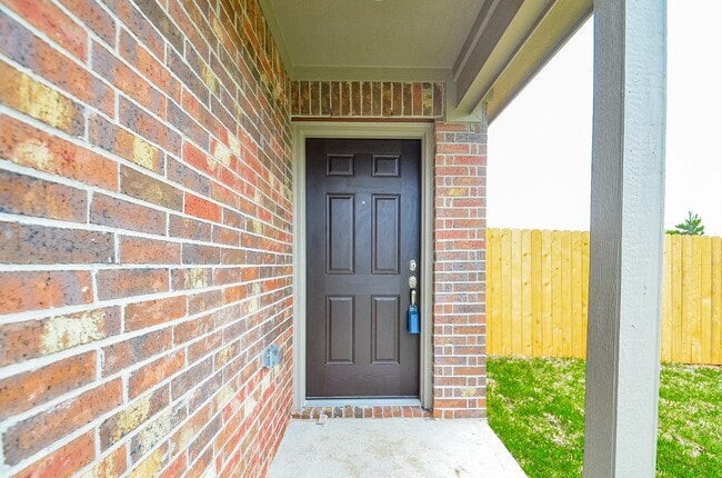 Building Photo - 329 Killam County Dr