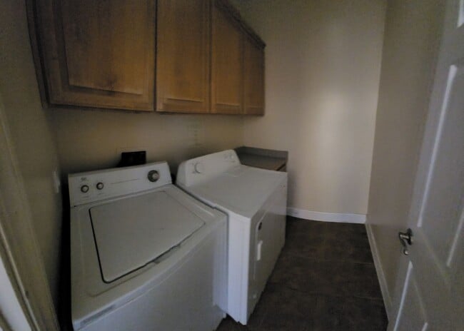 Building Photo - Super close to Poly- Approx. 1000 feet from Cal Poly Grand Avenue entrance-VERY CLOSE!!!