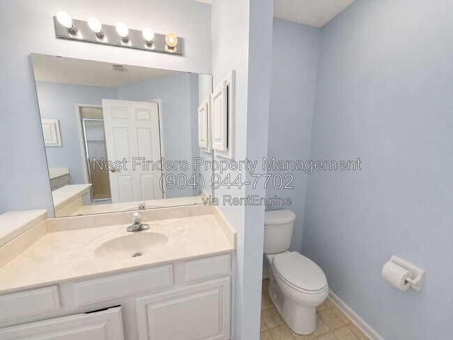 Building Photo - 628 Sparrow Branch Cir