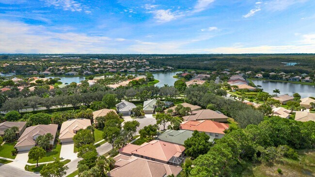 Building Photo - 9150 Bay Harbour Cir