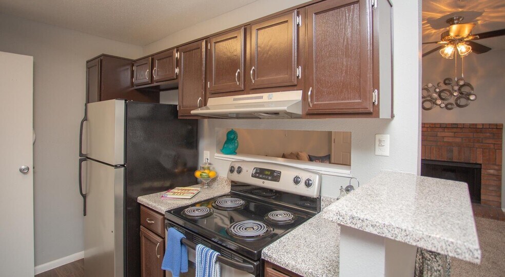 Building Photo - 1249 Enclave Cir