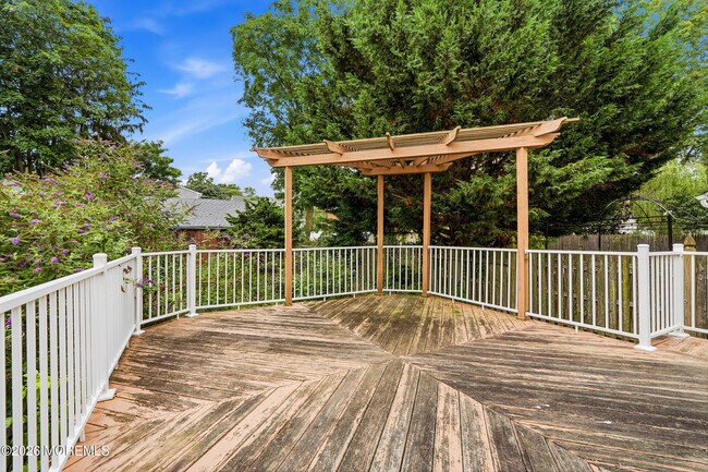 Building Photo - 638 Overton Pl
