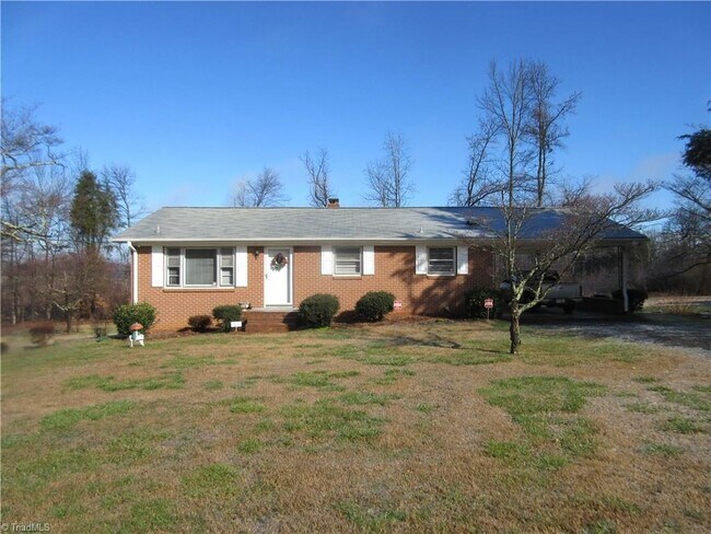 Primary Photo - 2 Bed, 2 Bath Home for Rent in Advance