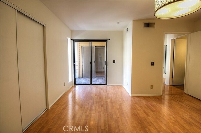 Building Photo - 400 N Louise St