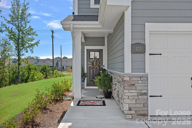 Building Photo - 420 Quartz Hl Wy