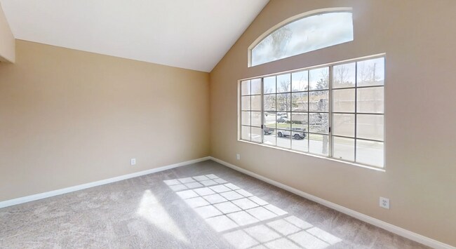 Building Photo - 1359 Pajero Dr