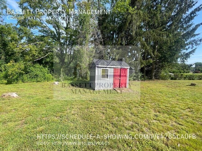 Building Photo - 45 Carriage Dr