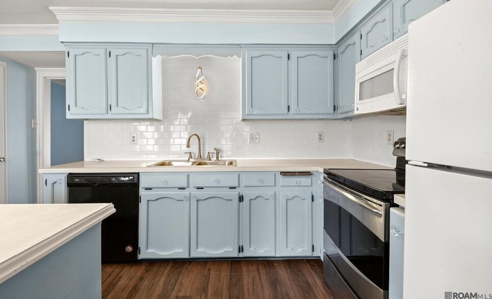 Building Photo - 150 Ocean Dr