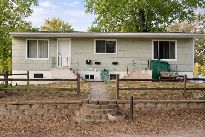 Building Photo - 2523 8th Ave