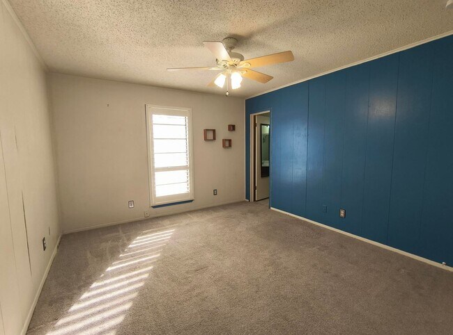 Building Photo - Comfortable 3 bedroom, 2 bath home in the WALL SCHOOL DISTRICT! AVAILABLE NOW!