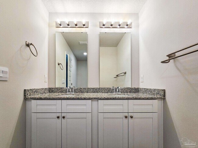 Building Photo - 1211 Fairchild Vlg Dr