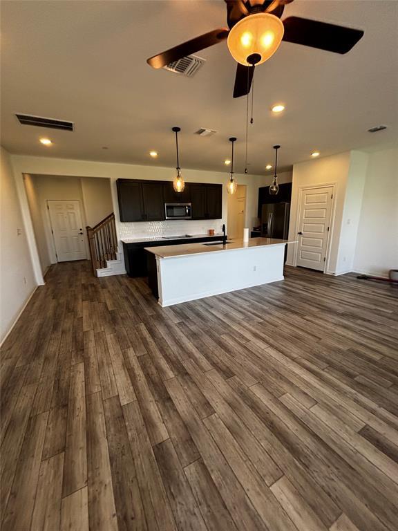 Building Photo - 2725 Woodall Dr