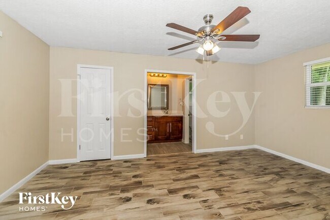 Building Photo - 1270 Arbor Cir