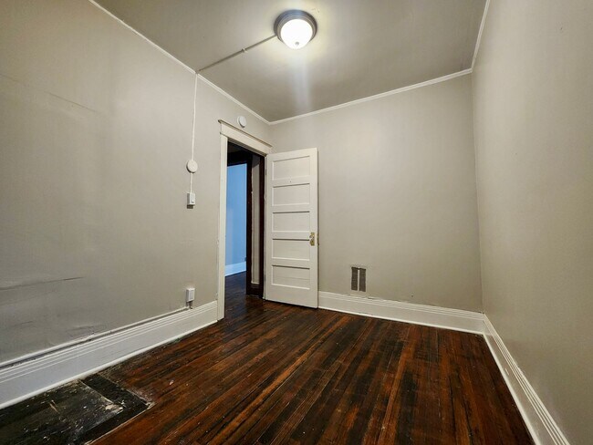 Building Photo - 11-13 Sawyer Street