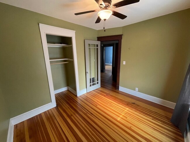 Building Photo - Unique House in Historic Neighborhood!