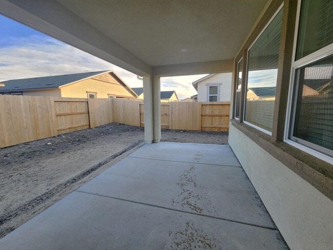 Building Photo - New 4 bedroom  home in Heybourne Meadows area of Minden.