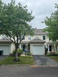 Building Photo - 10 Starboard Ct