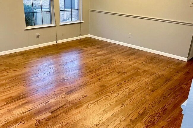 Building Photo - 2752 Peach Dr