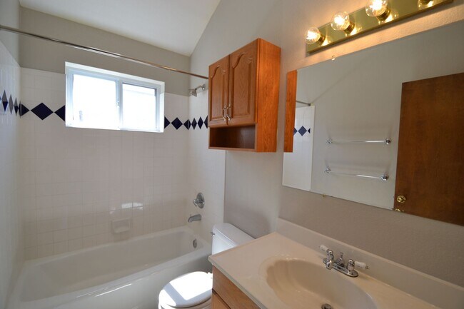 Building Photo - Ranch with Unfinished Basement in D20 with...